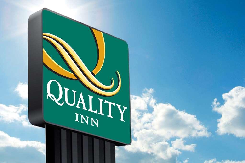 מונרו Quality Inn מראה חיצוני תמונה